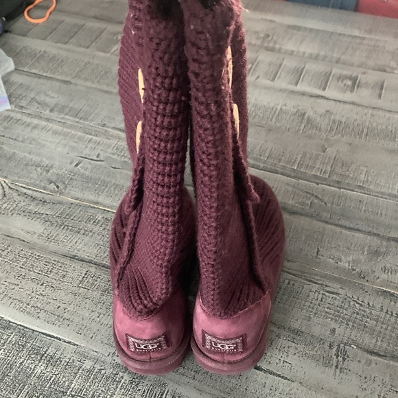 UGG Classic Cardy Knit Burgundy High Boots, Size 7, Preloved - Picture 2 of 9